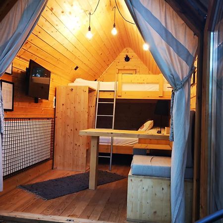 Готель Ribno Alpine Glamping Блед Екстер'єр фото