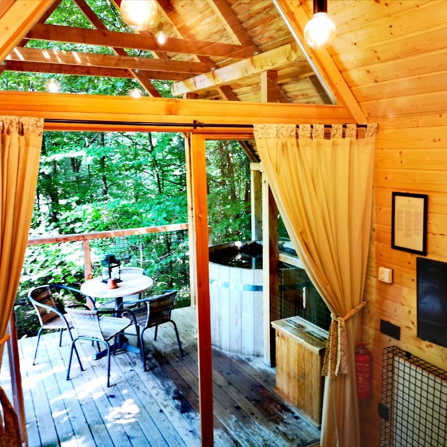 Готель Ribno Alpine Glamping Блед Екстер'єр фото