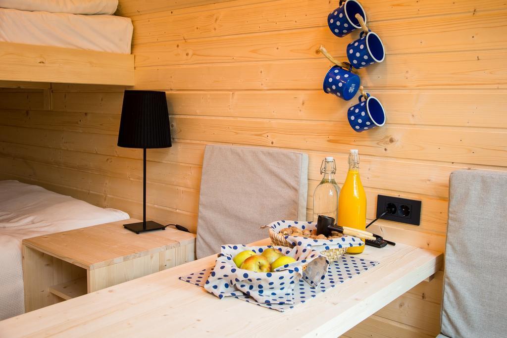 Готель Ribno Alpine Glamping Блед Екстер'єр фото
